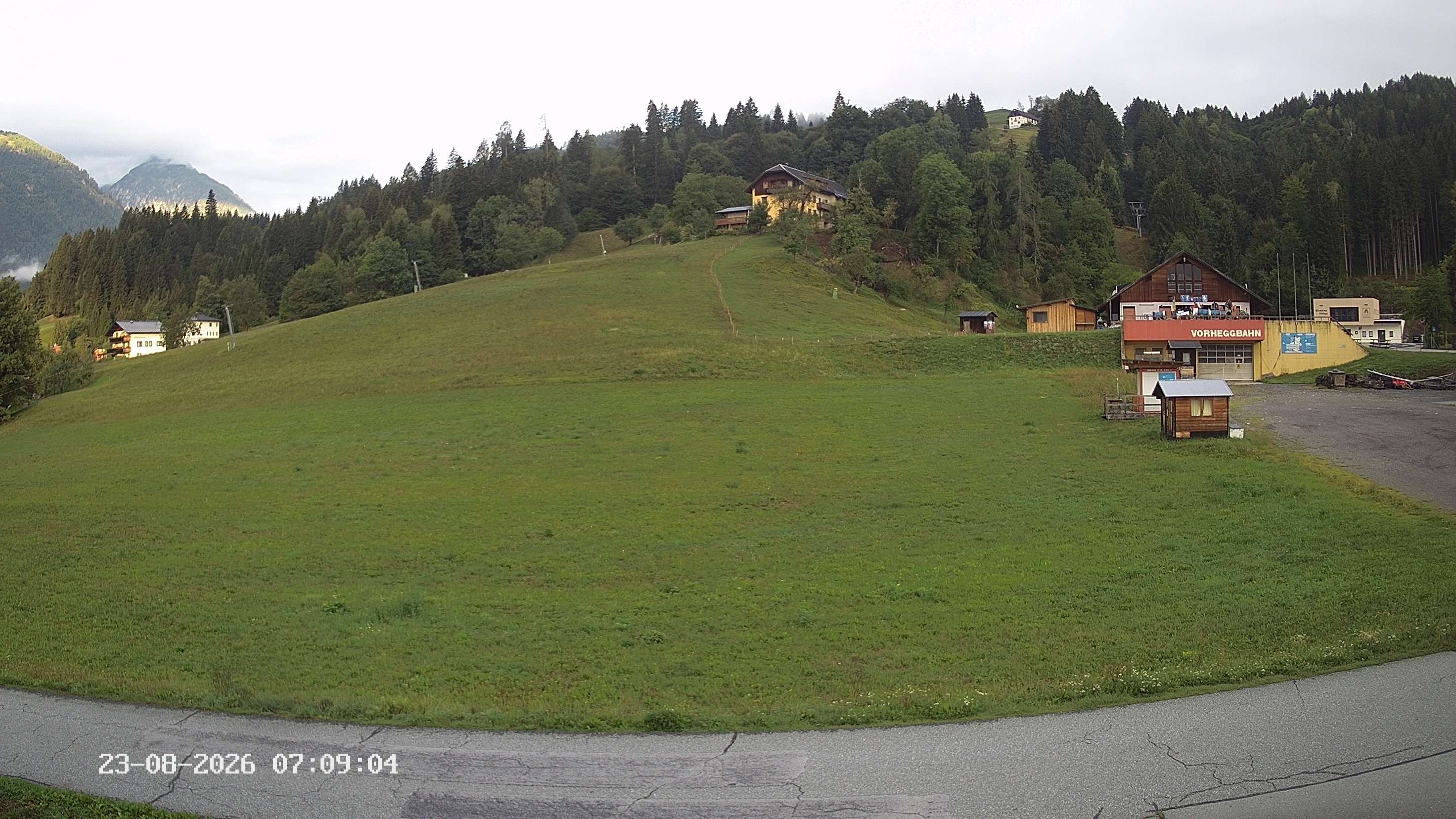 Archiv Foto Webcam Kötschach Mauthen - Talstation
