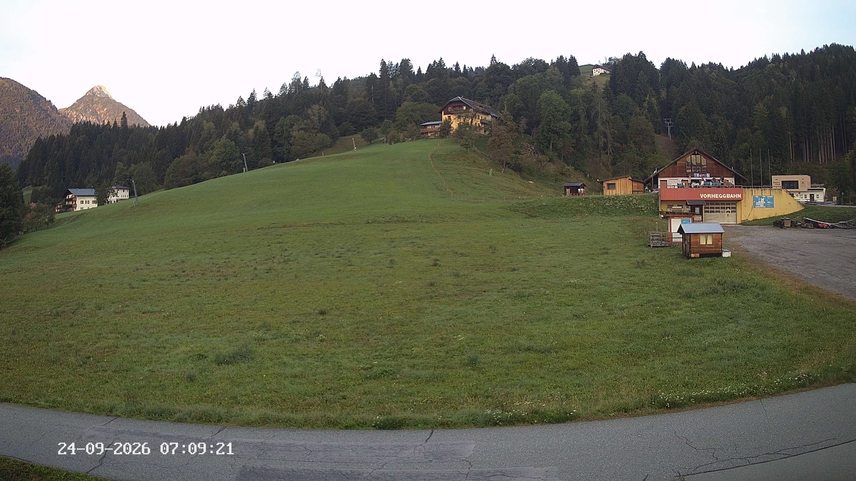 Archived image Webcam Kötschach Mauthen - Base station