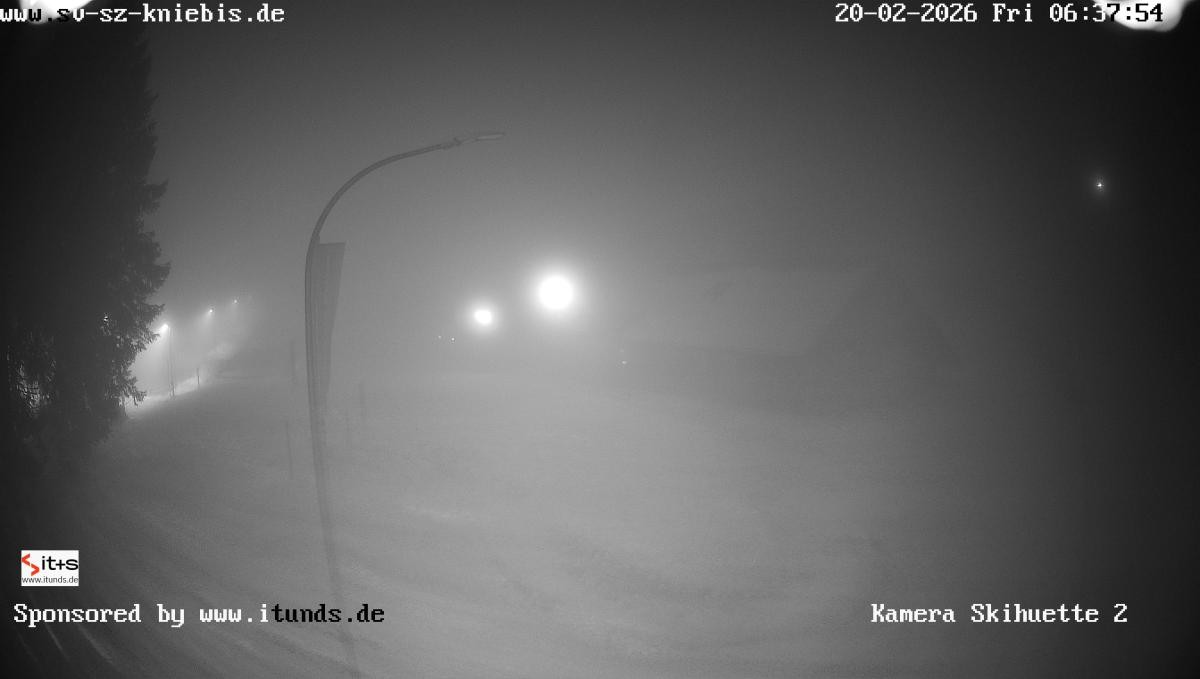 Archived image Webcam Kniebis hut