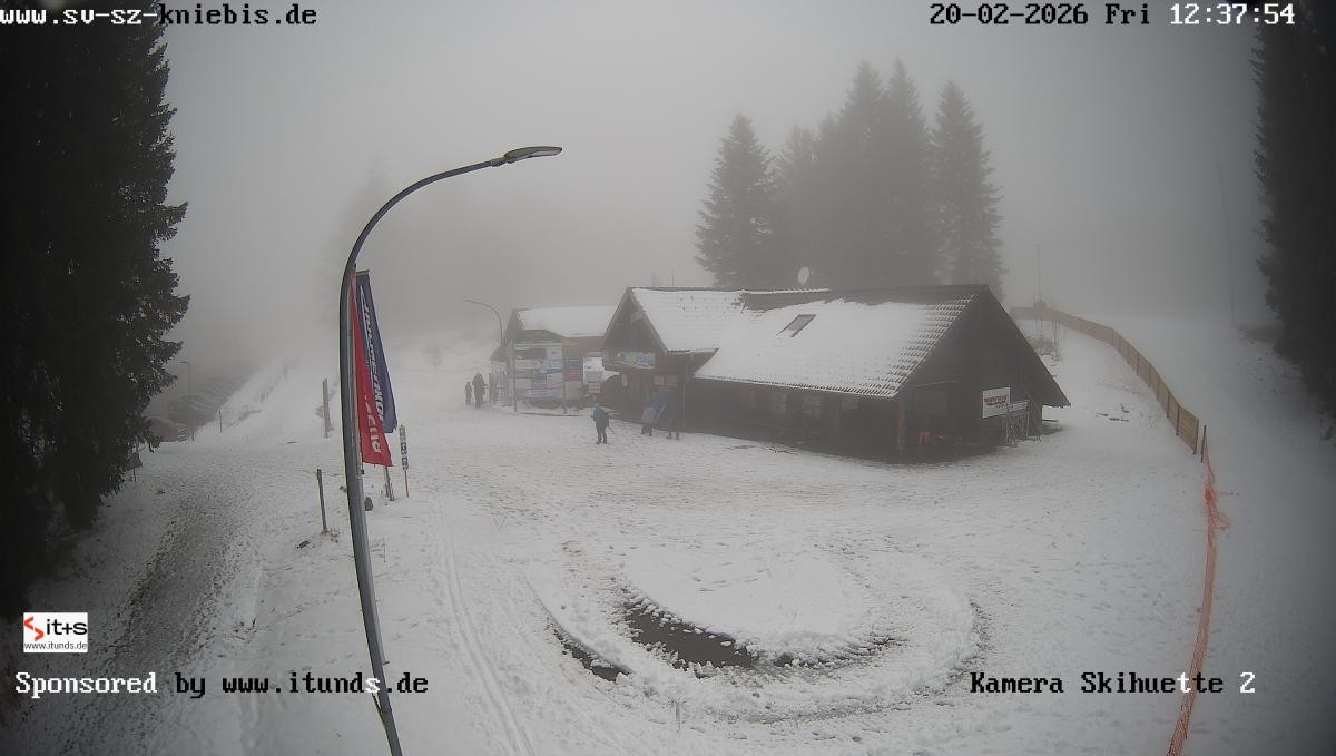 Archived image Webcam Kniebis hut