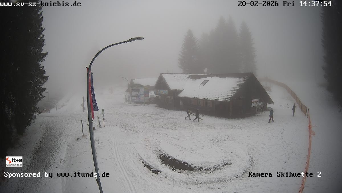 Archived image Webcam Kniebis hut