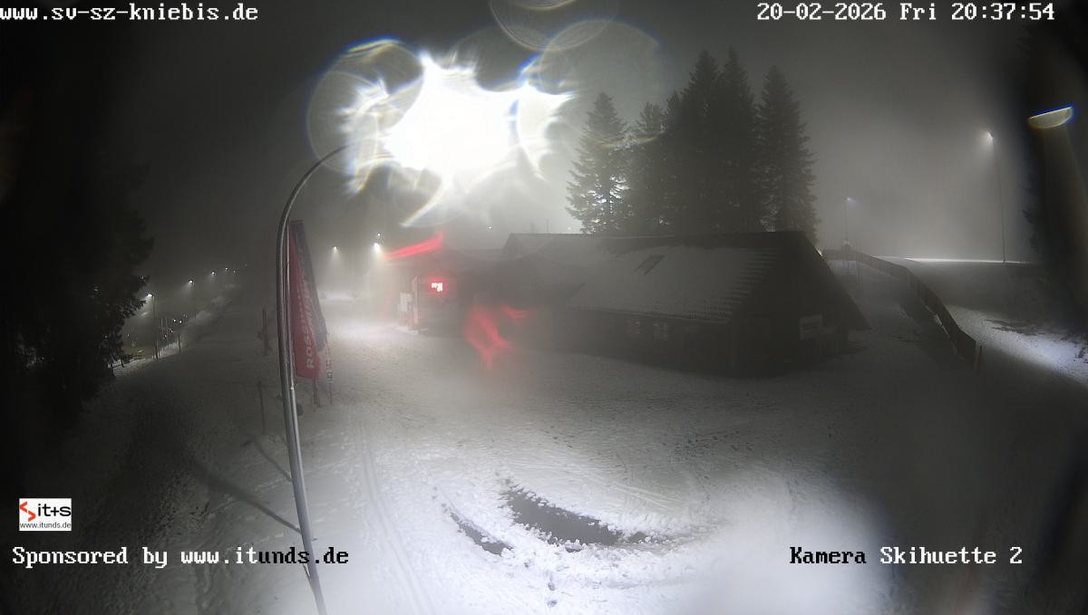 Archived image Webcam Kniebis hut
