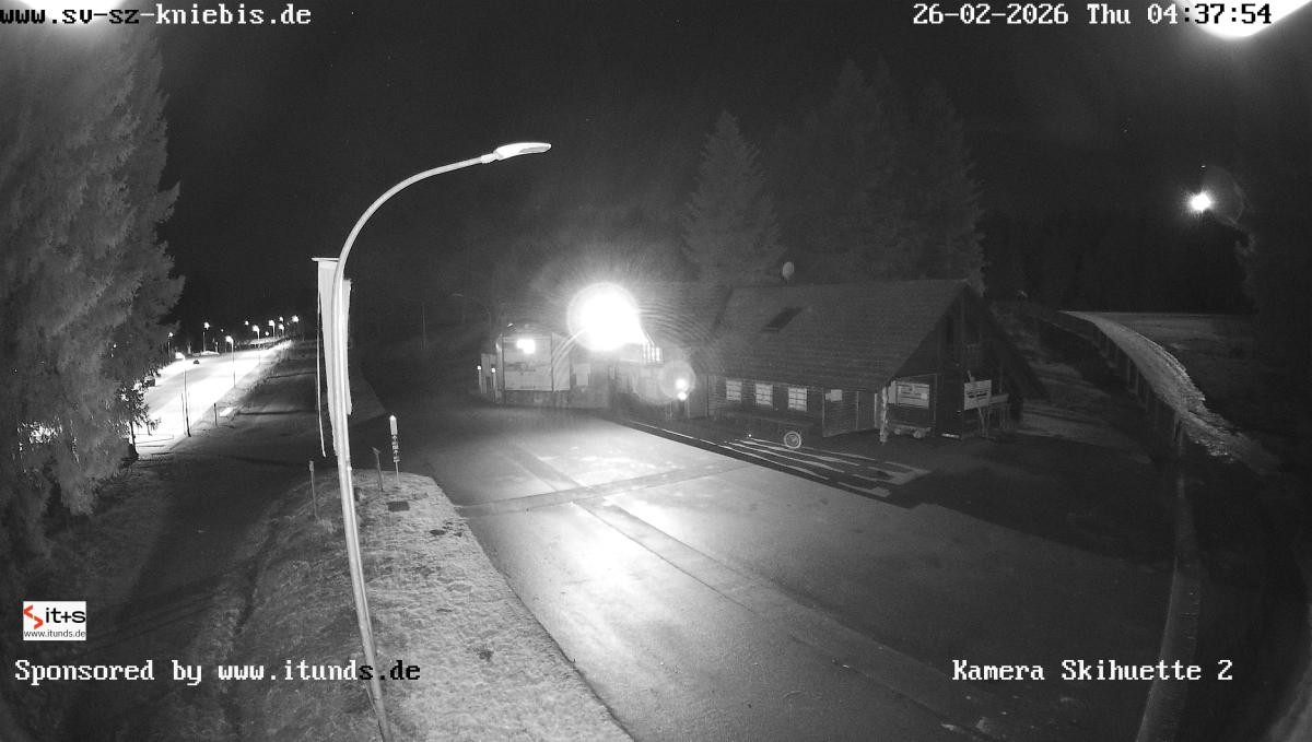 Archived image Webcam Kniebis hut