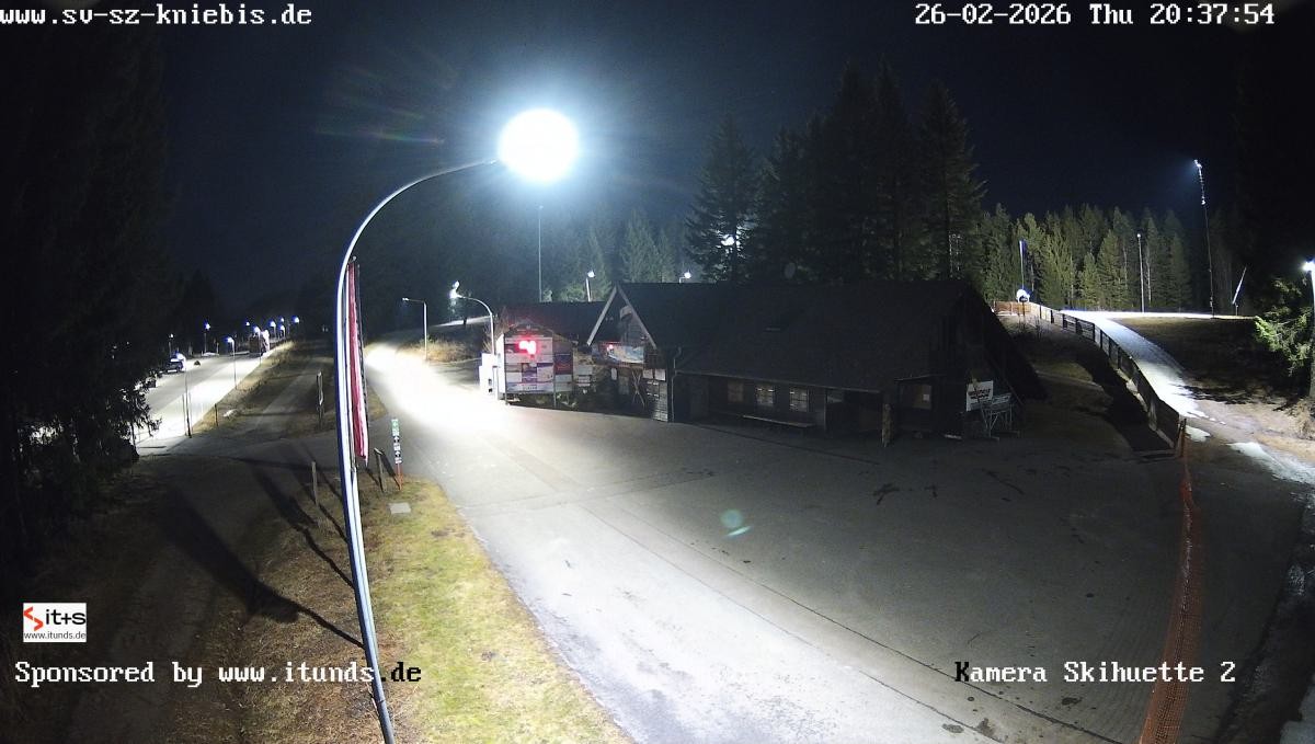 Archived image Webcam Kniebis hut