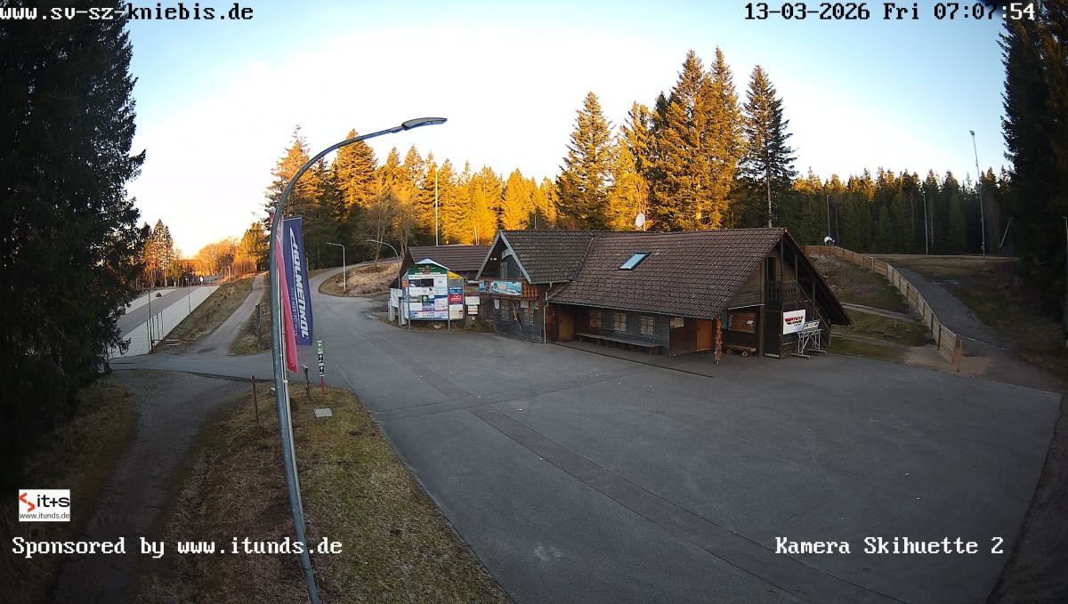 Archived image Webcam Kniebis hut