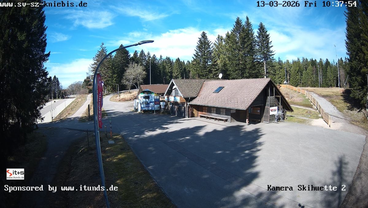 Archived image Webcam Kniebis hut