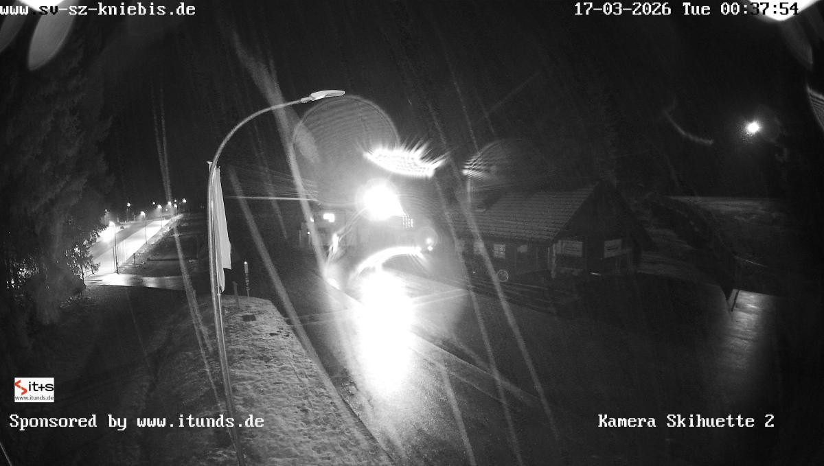 Archived image Webcam Kniebis hut