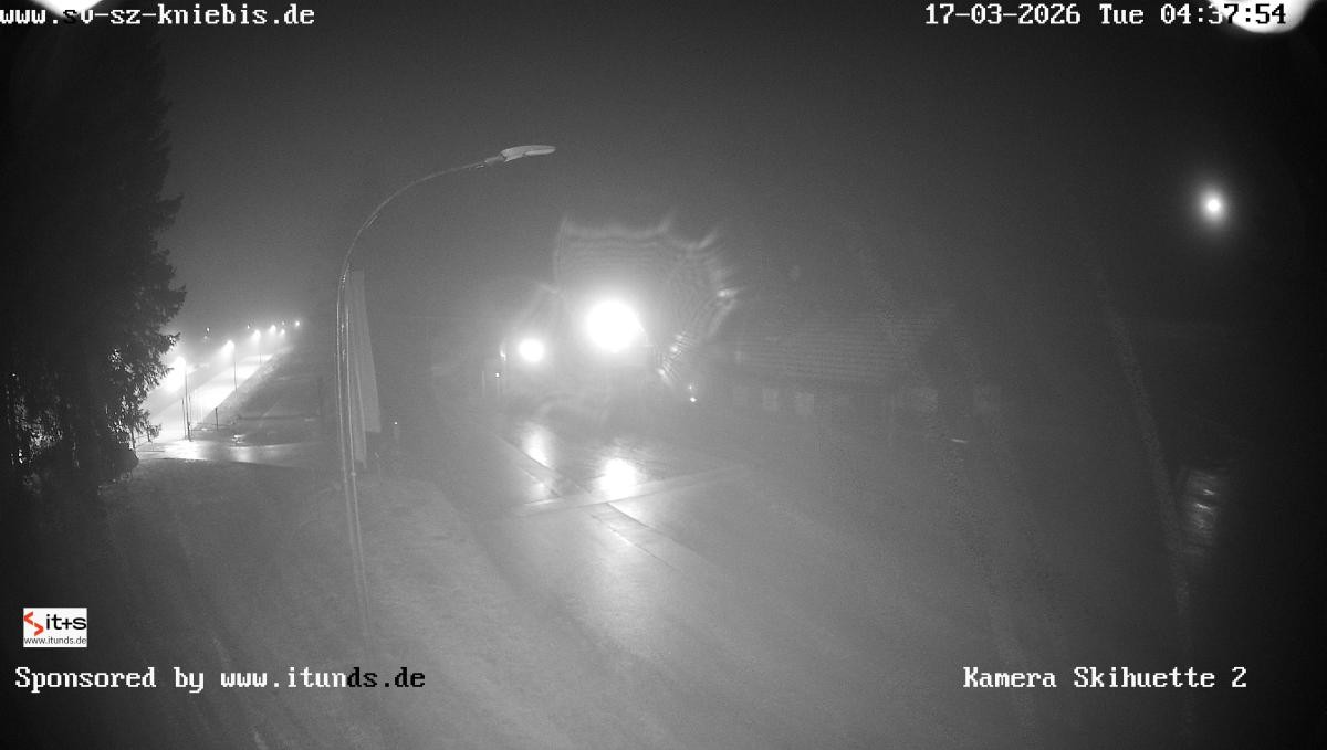 Archived image Webcam Kniebis hut