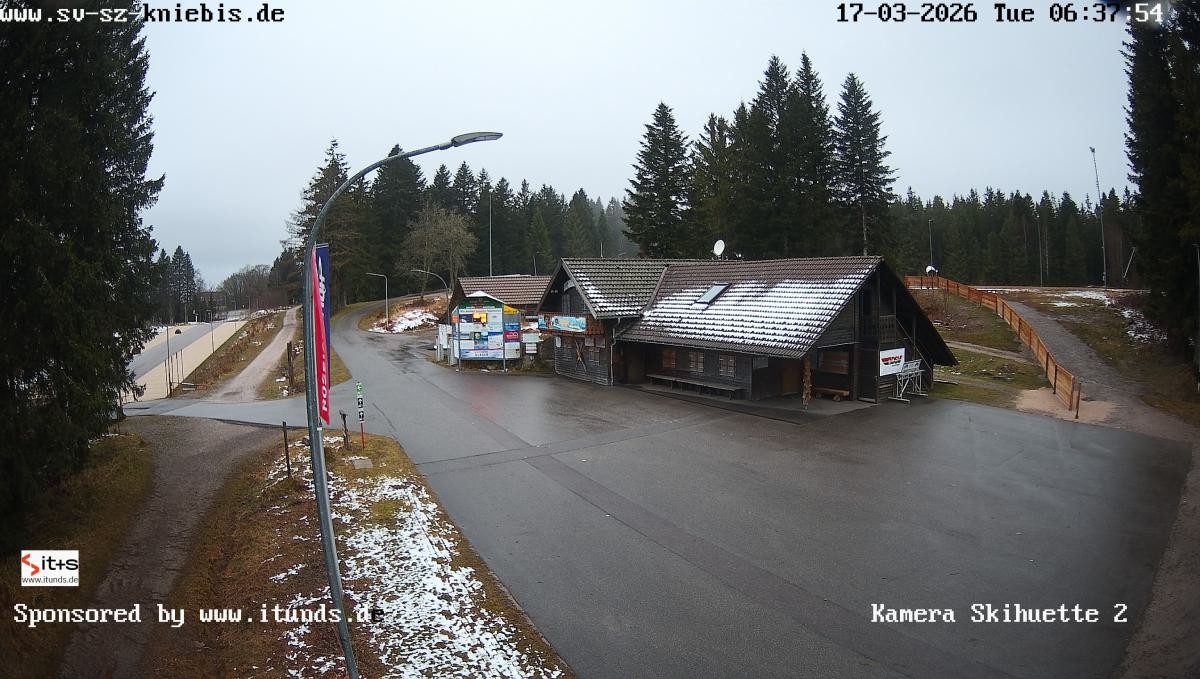 Archived image Webcam Kniebis hut