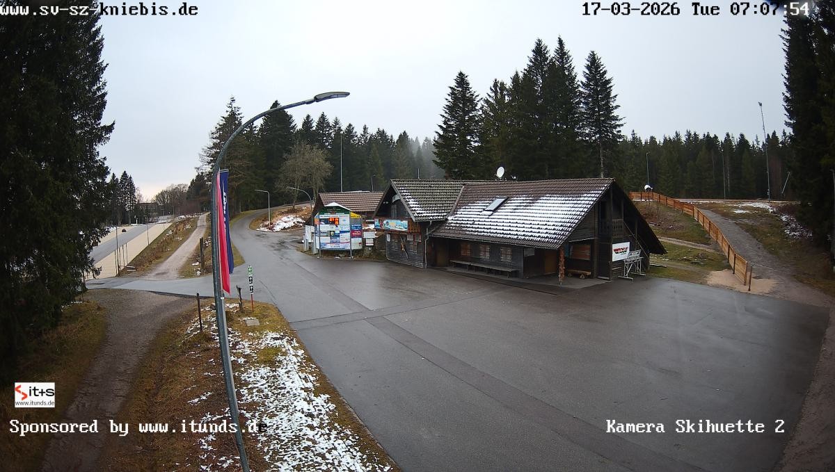 Archived image Webcam Kniebis hut