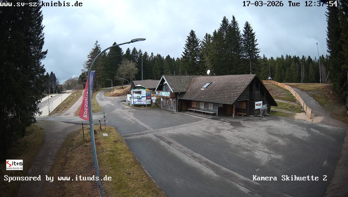 Archived image Webcam Kniebis hut