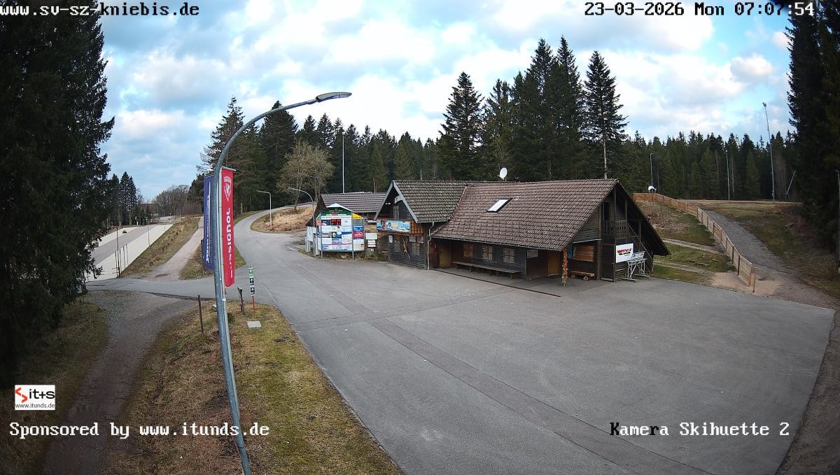 Archived image Webcam Kniebis hut