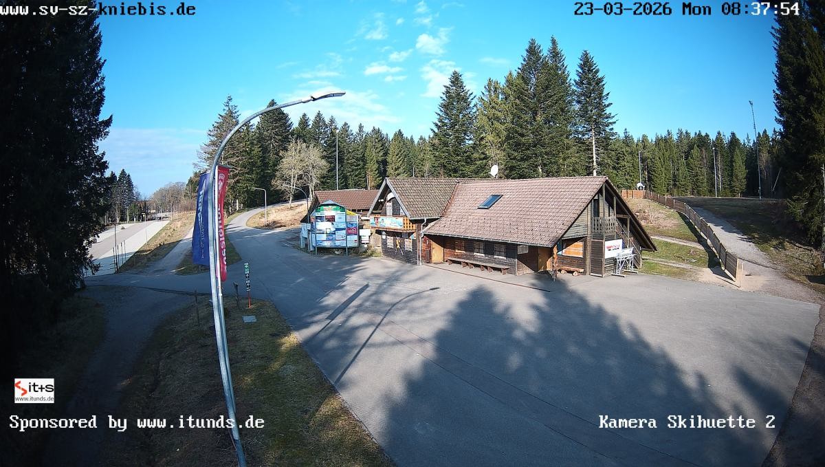 Archived image Webcam Kniebis hut