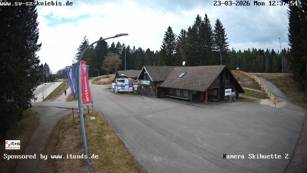 Archived image Webcam Kniebis hut