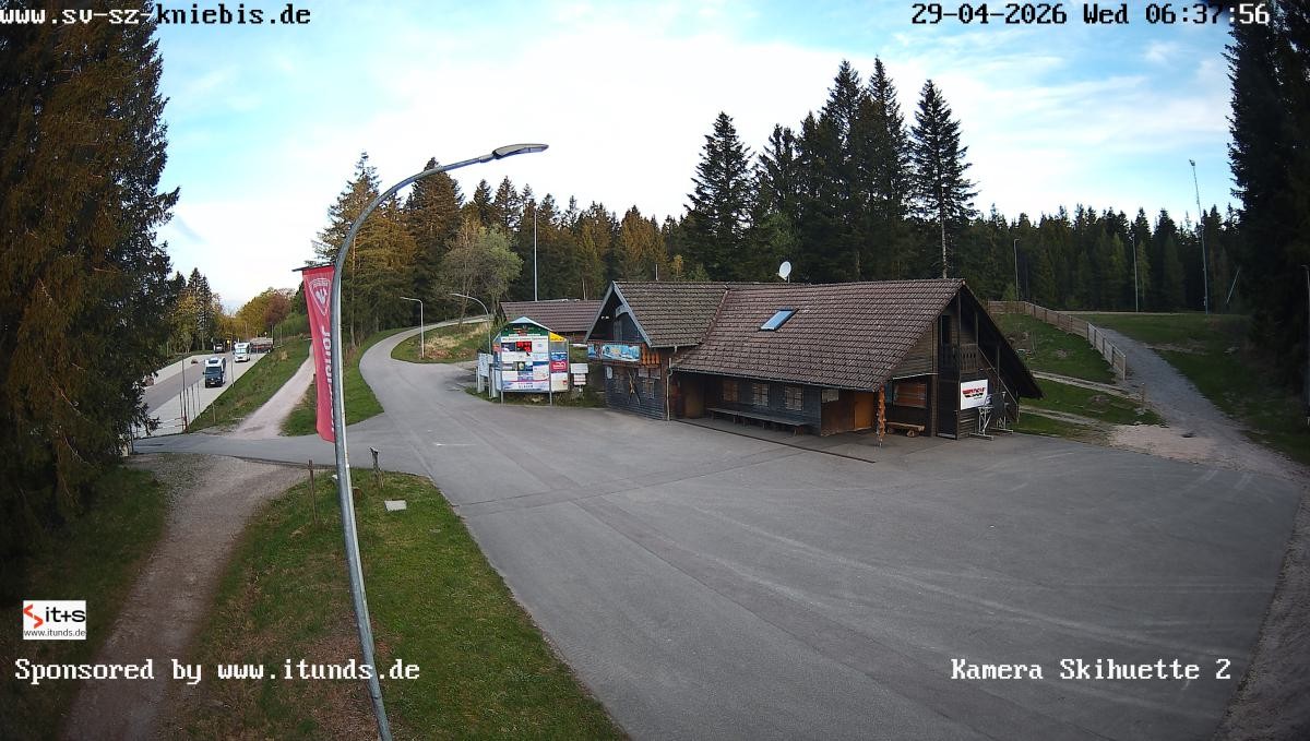 Archived image Webcam Kniebis hut