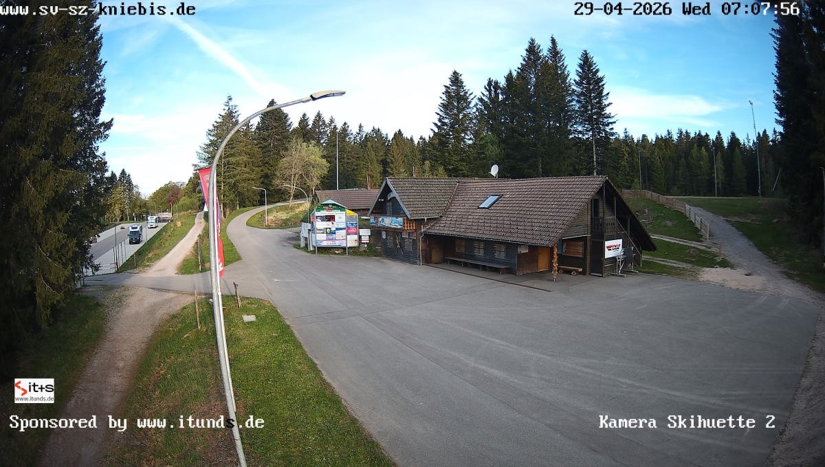 Archived image Webcam Kniebis hut