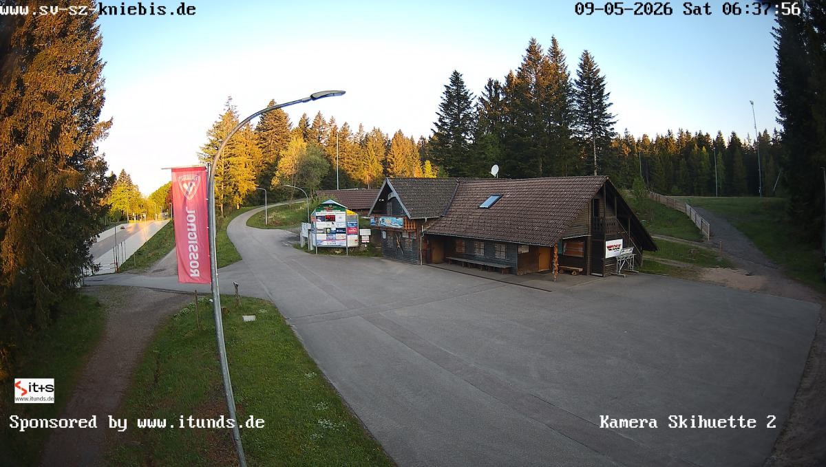 Archived image Webcam Kniebis hut