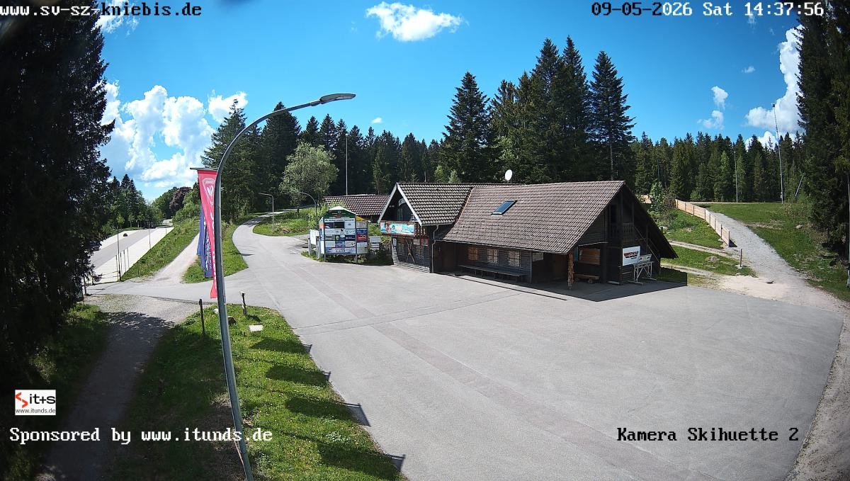 Archived image Webcam Kniebis hut