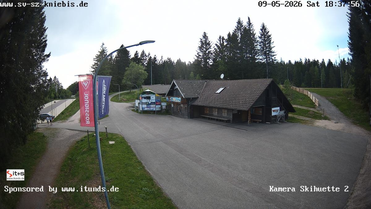 Archived image Webcam Kniebis hut