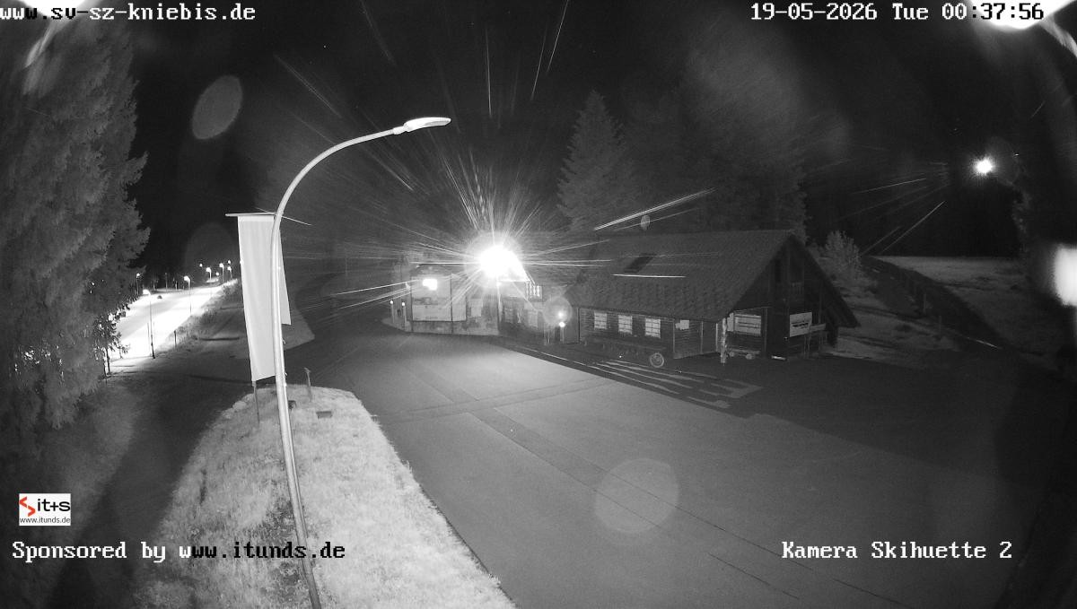 Archived image Webcam Kniebis hut