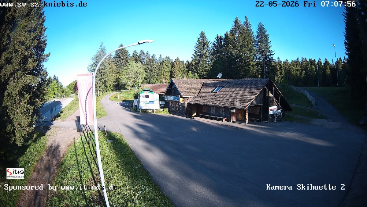 Archived image Webcam Kniebis hut
