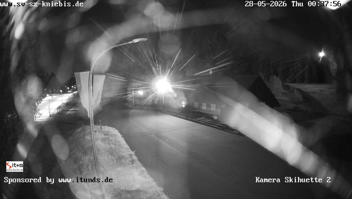 Archived image Webcam Kniebis hut
