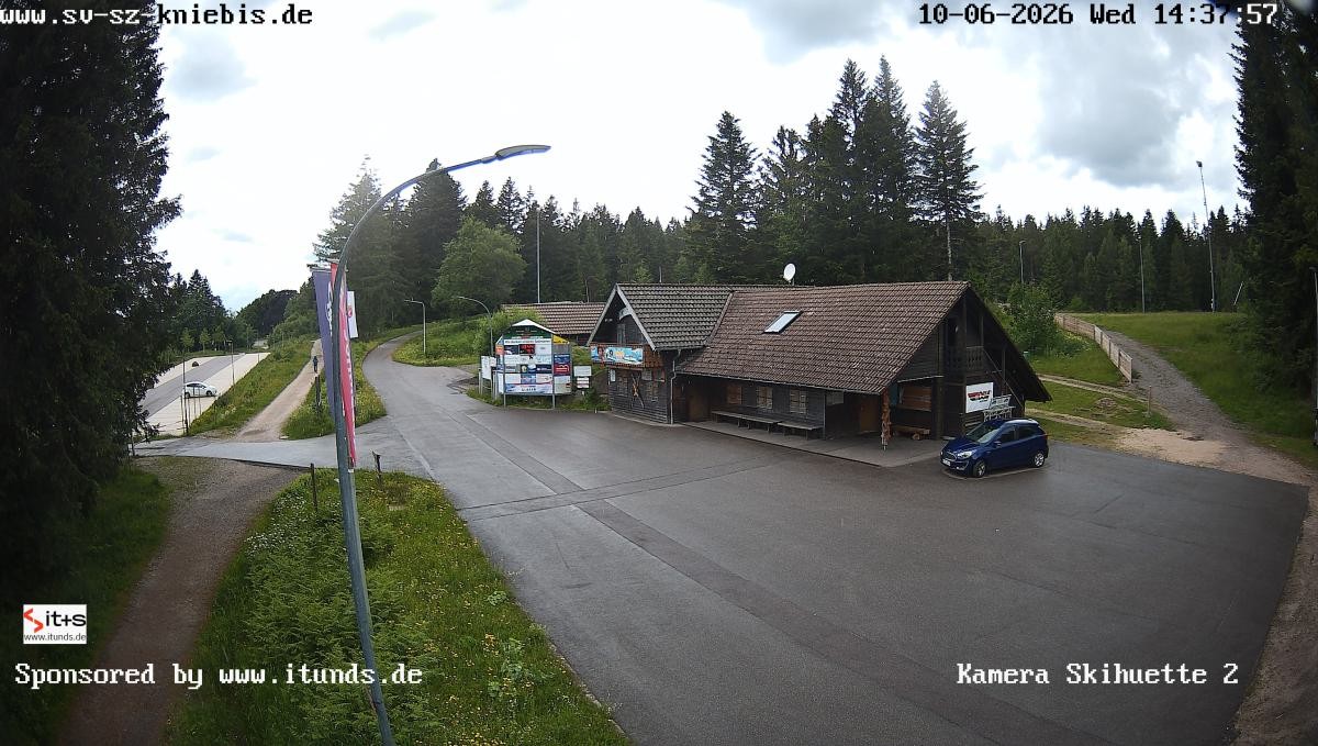 Archived image Webcam Kniebis hut