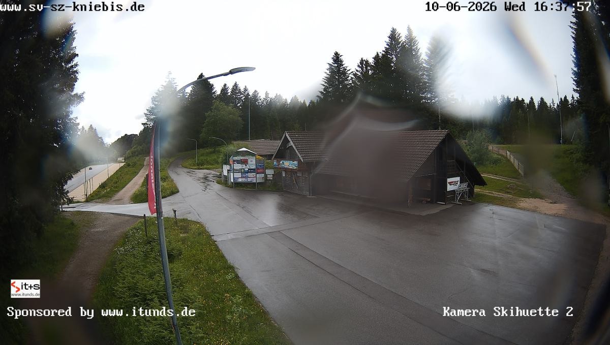 Archived image Webcam Kniebis hut
