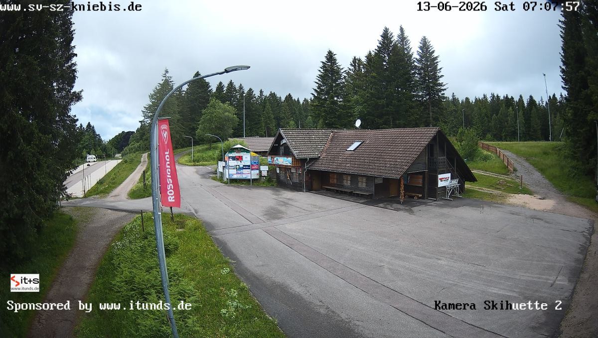 Archived image Webcam Kniebis hut