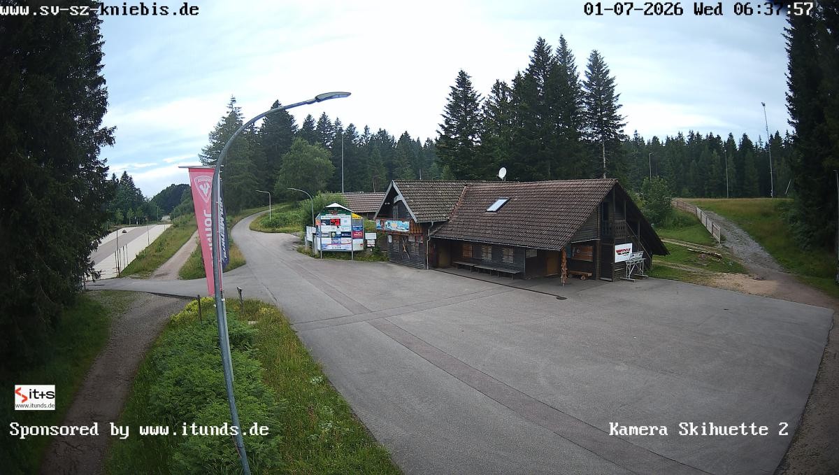 Archived image Webcam Kniebis hut