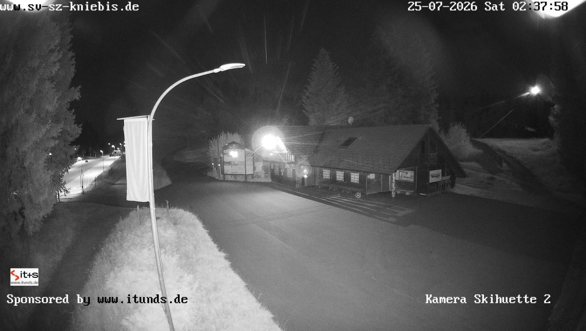 Archived image Webcam Kniebis hut