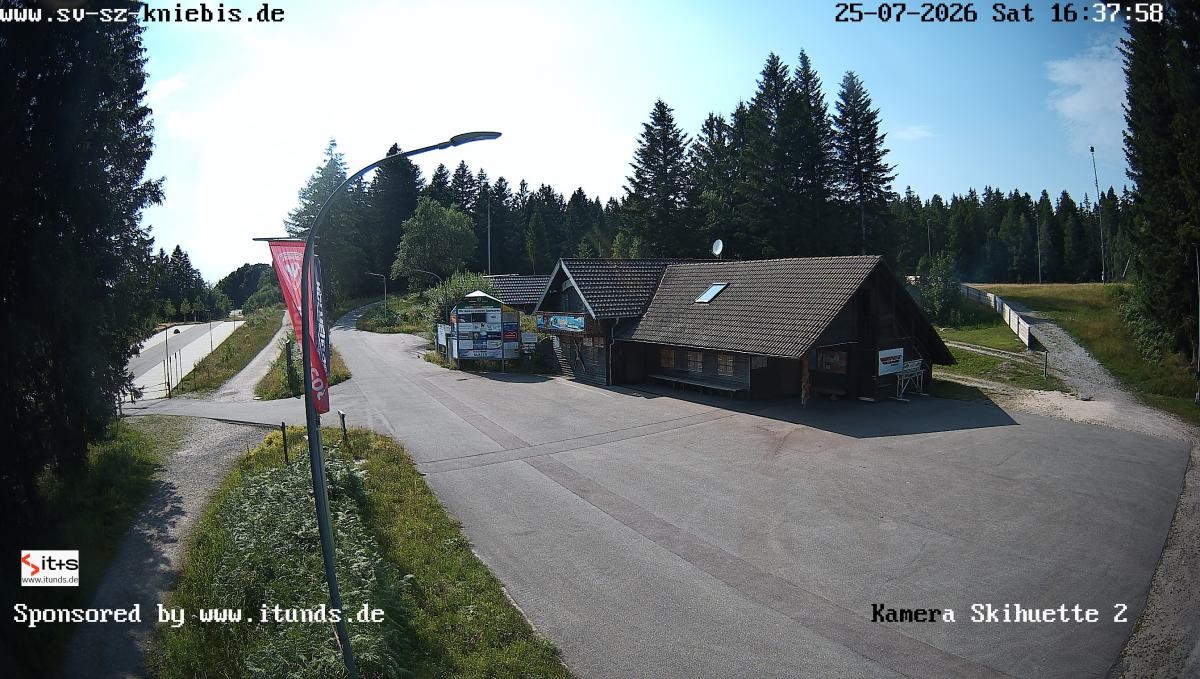 Archived image Webcam Kniebis hut