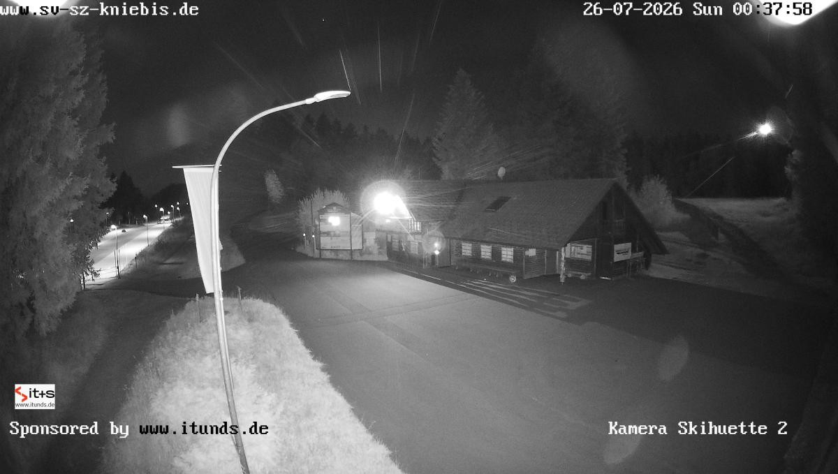 Archived image Webcam Kniebis hut