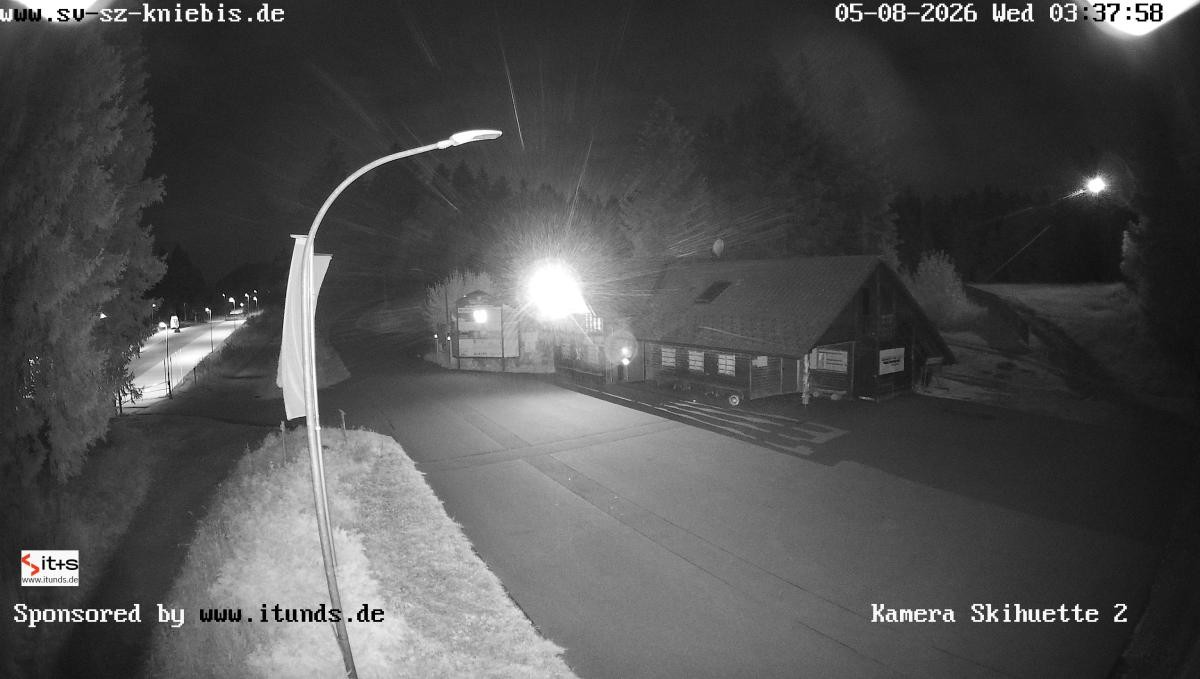Archived image Webcam Kniebis hut