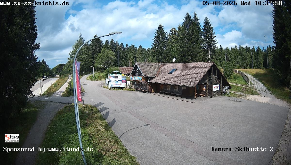 Archived image Webcam Kniebis hut
