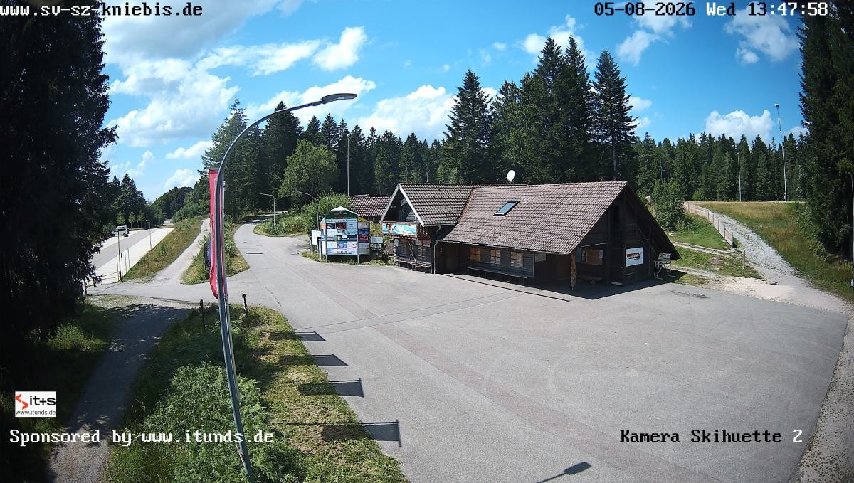 Archived image Webcam Kniebis hut