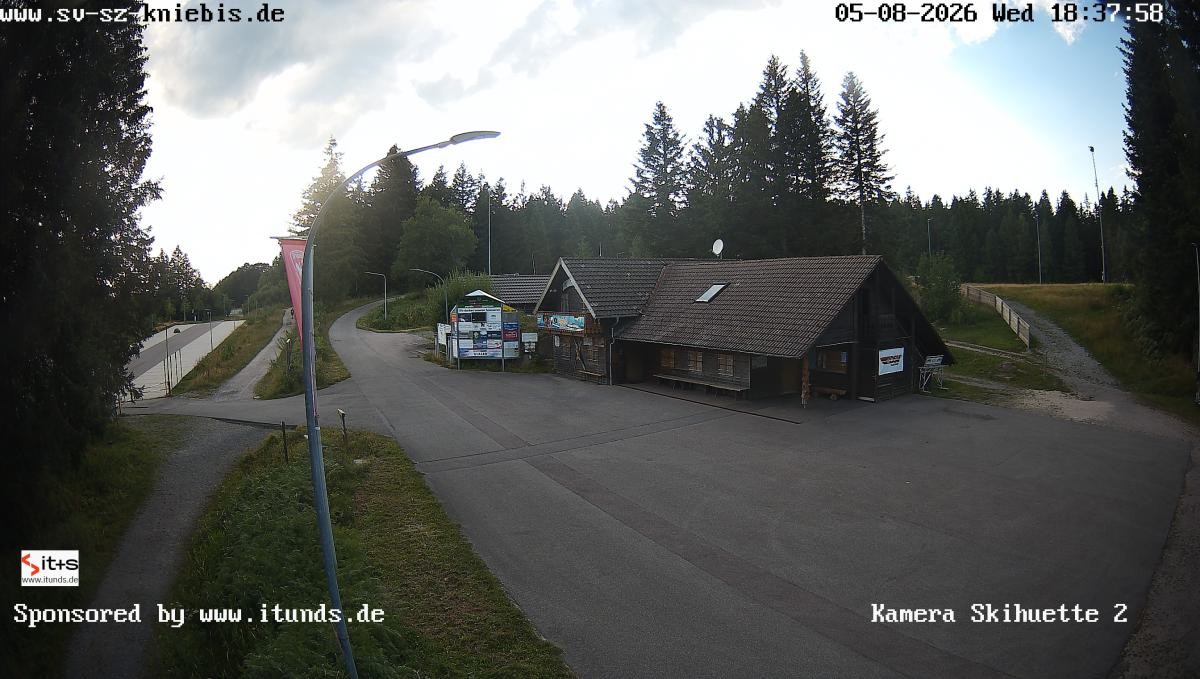 Archived image Webcam Kniebis hut