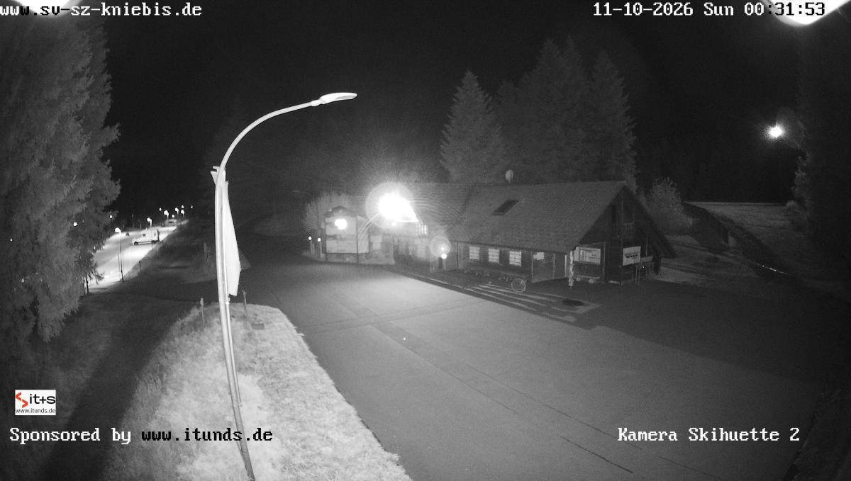 Archived image Webcam Kniebis hut