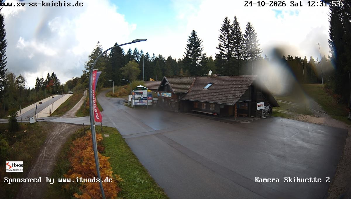 Archived image Webcam Kniebis hut