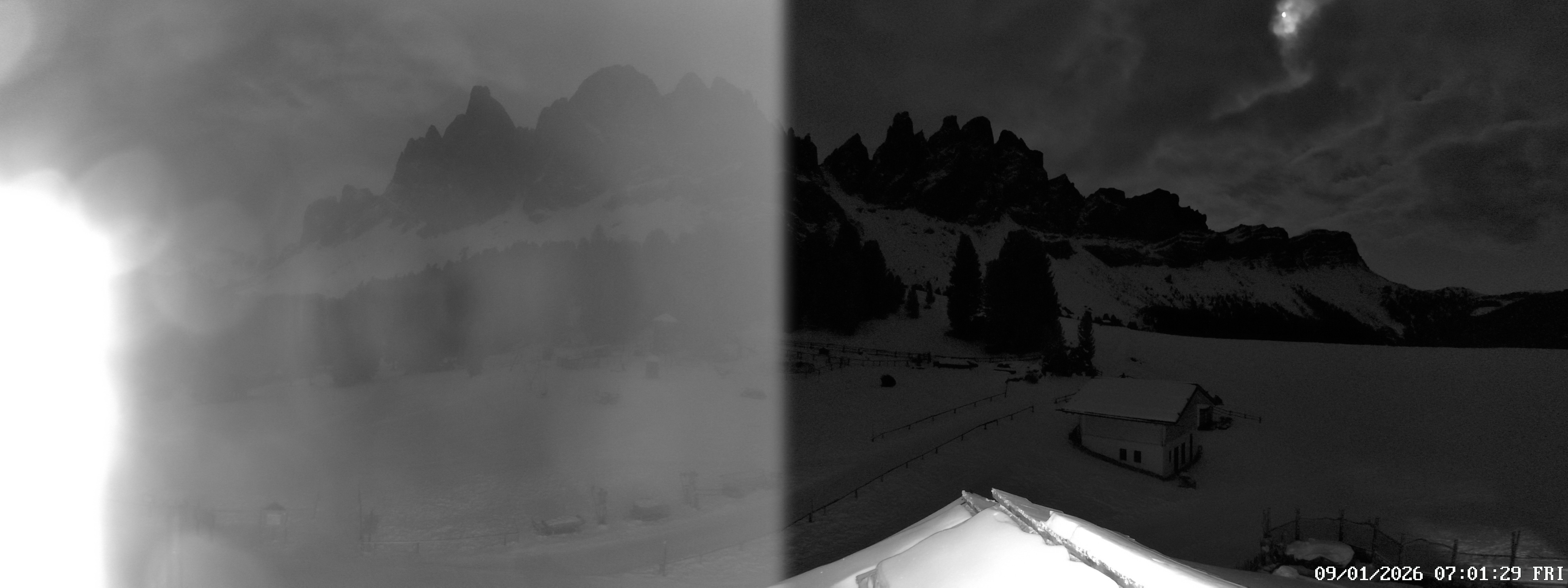 Archived image Webcam Mountain Hut Geisleralm - View to Geislerspitzen