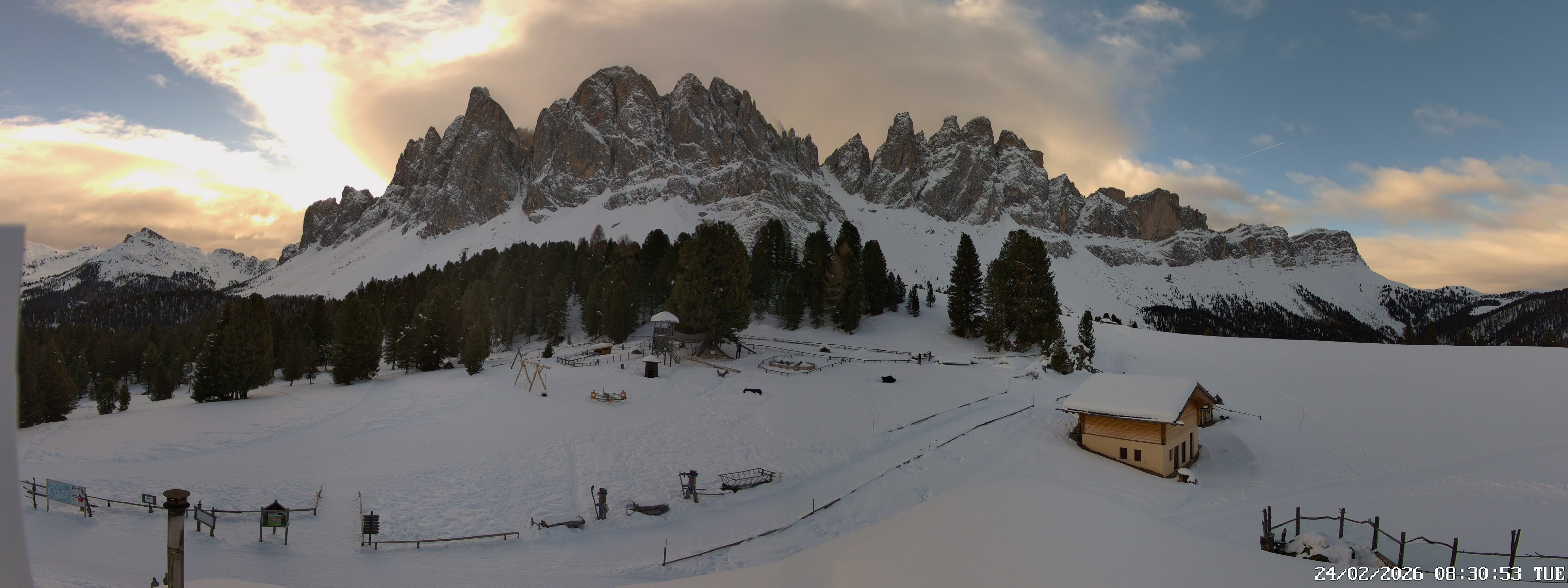 Archiv Foto Webcam Geislerspitzen - Blick von der Geisleralm