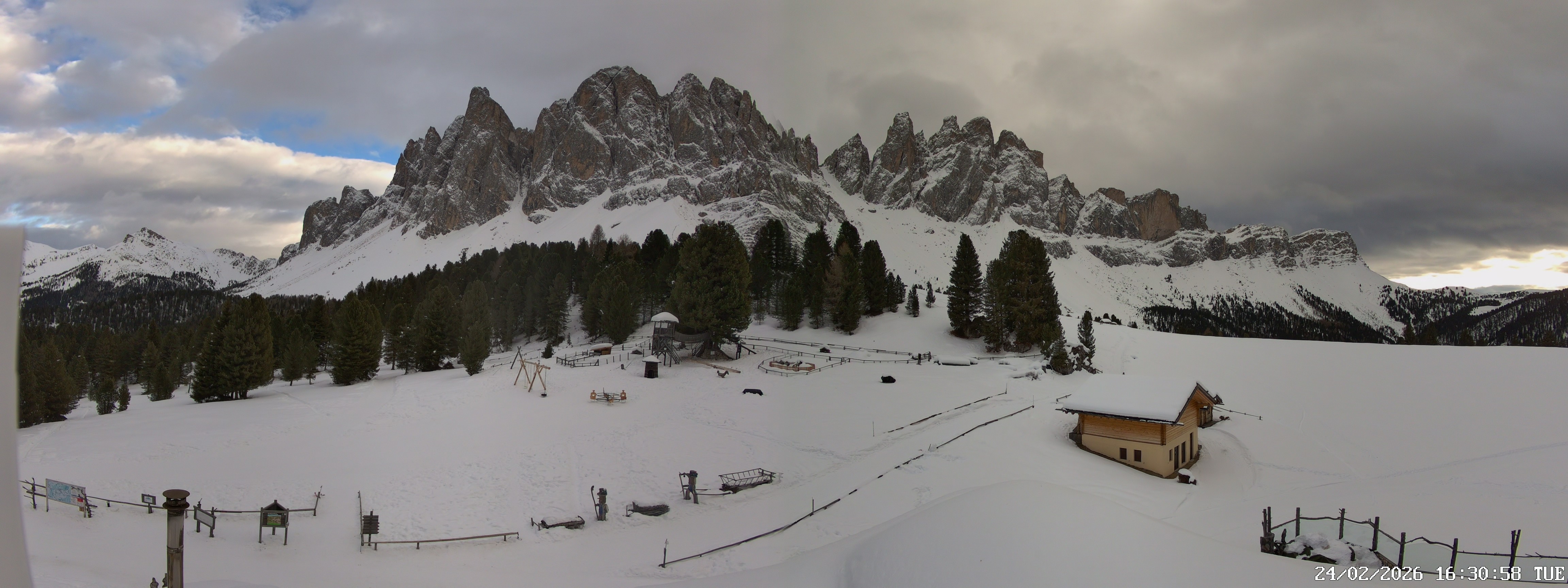 Archiv Foto Webcam Geislerspitzen - Blick von der Geisleralm