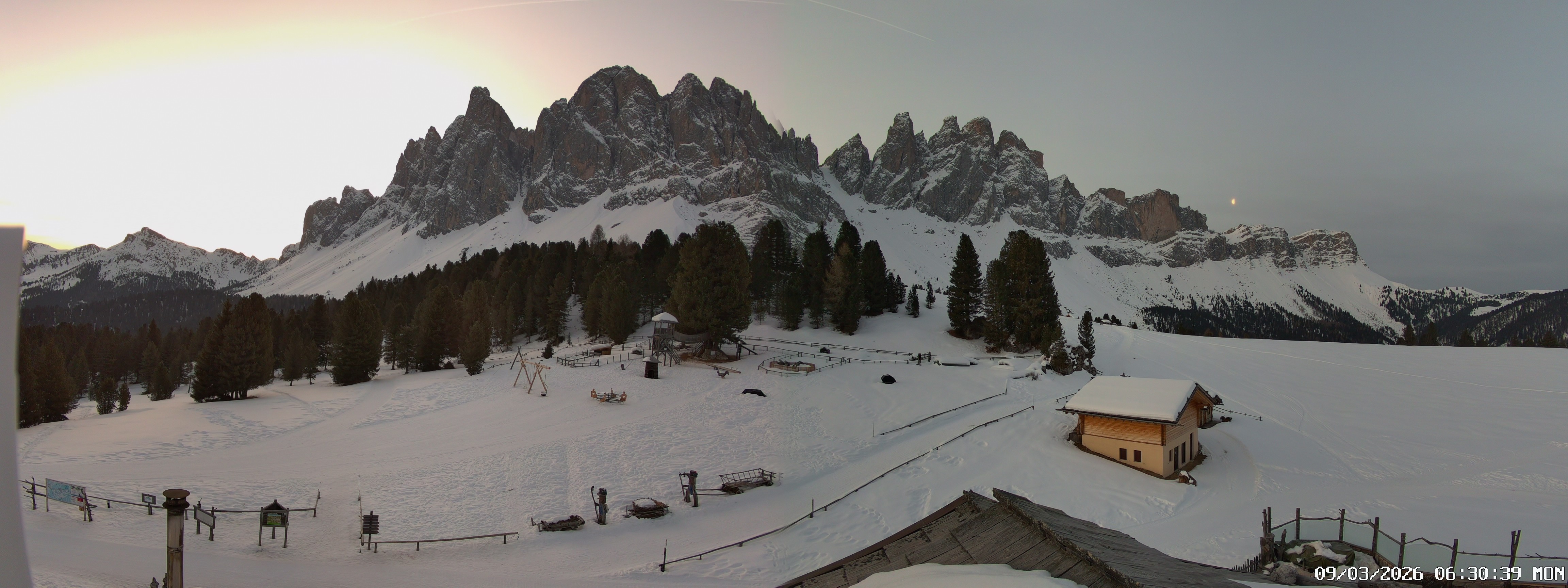 Archiv Foto Webcam Geislerspitzen - Blick von der Geisleralm