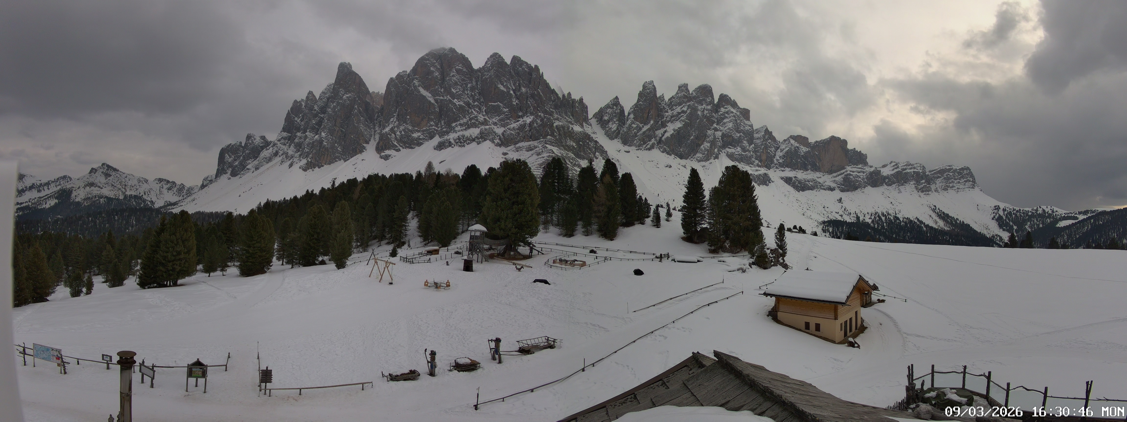 Archiv Foto Webcam Geislerspitzen - Blick von der Geisleralm