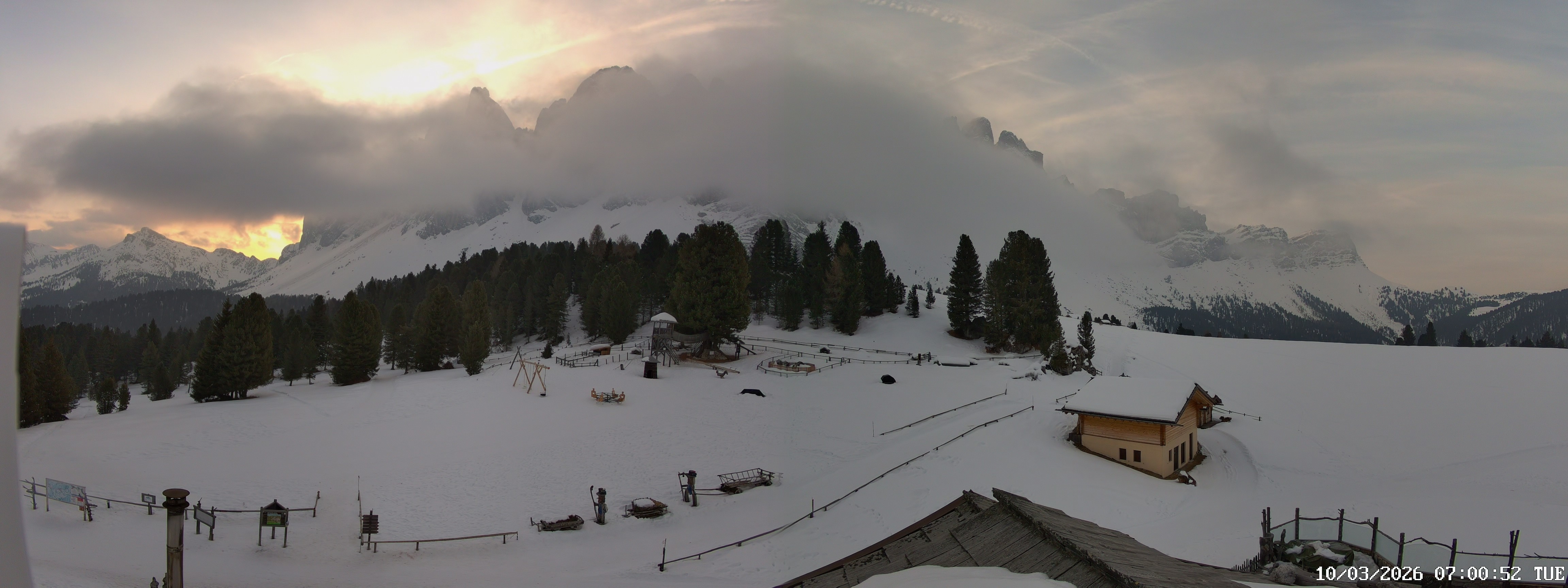 Archiv Foto Webcam Geislerspitzen - Blick von der Geisleralm