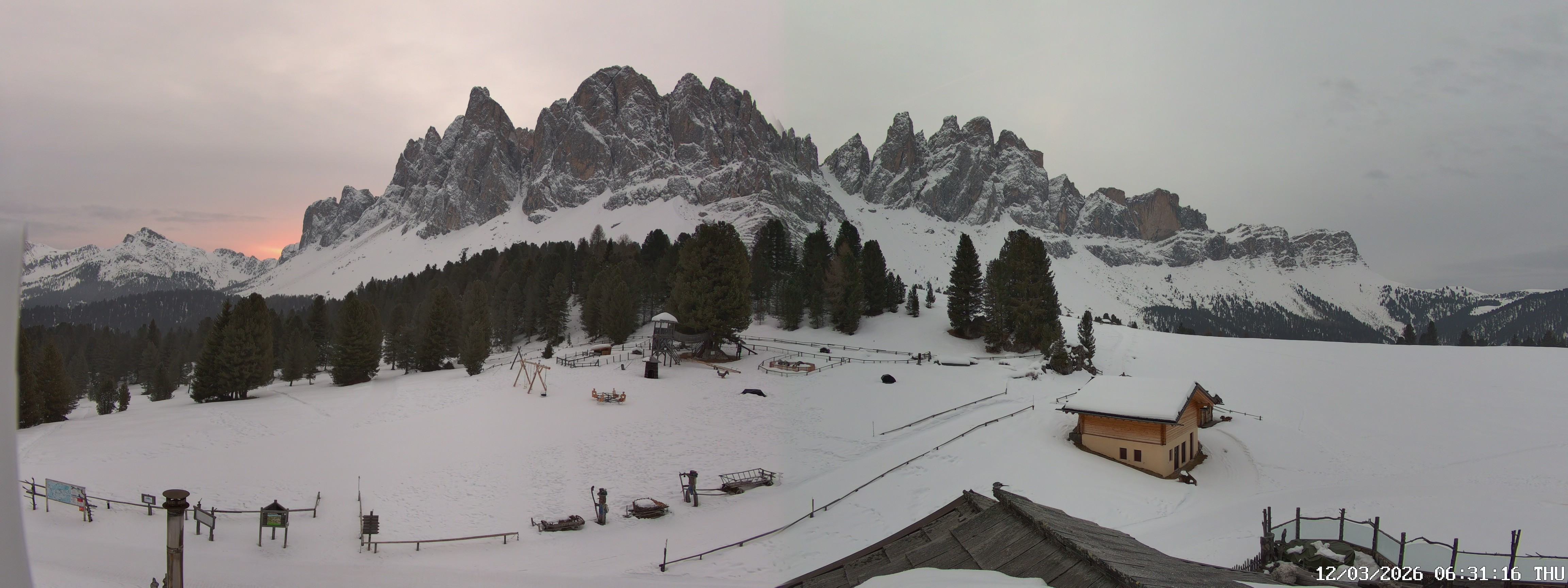 Archiv Foto Webcam Geislerspitzen - Blick von der Geisleralm
