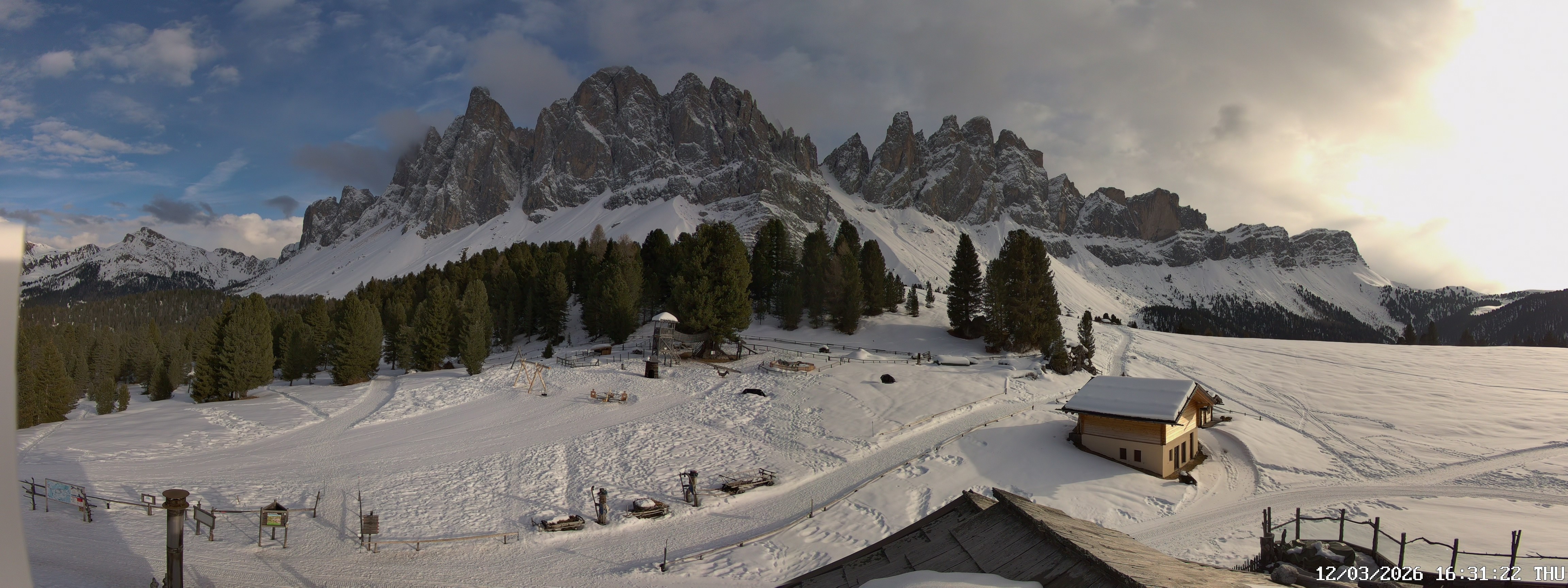Archiv Foto Webcam Geislerspitzen - Blick von der Geisleralm