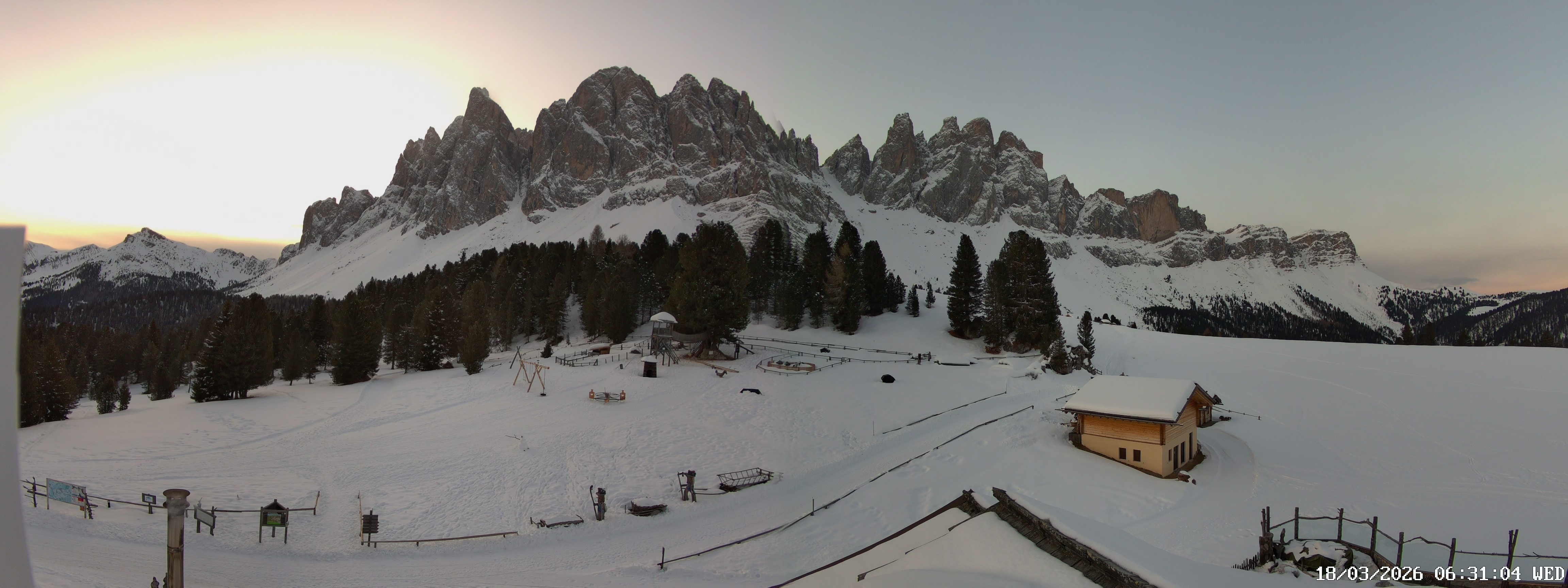 Archiv Foto Webcam Geislerspitzen - Blick von der Geisleralm