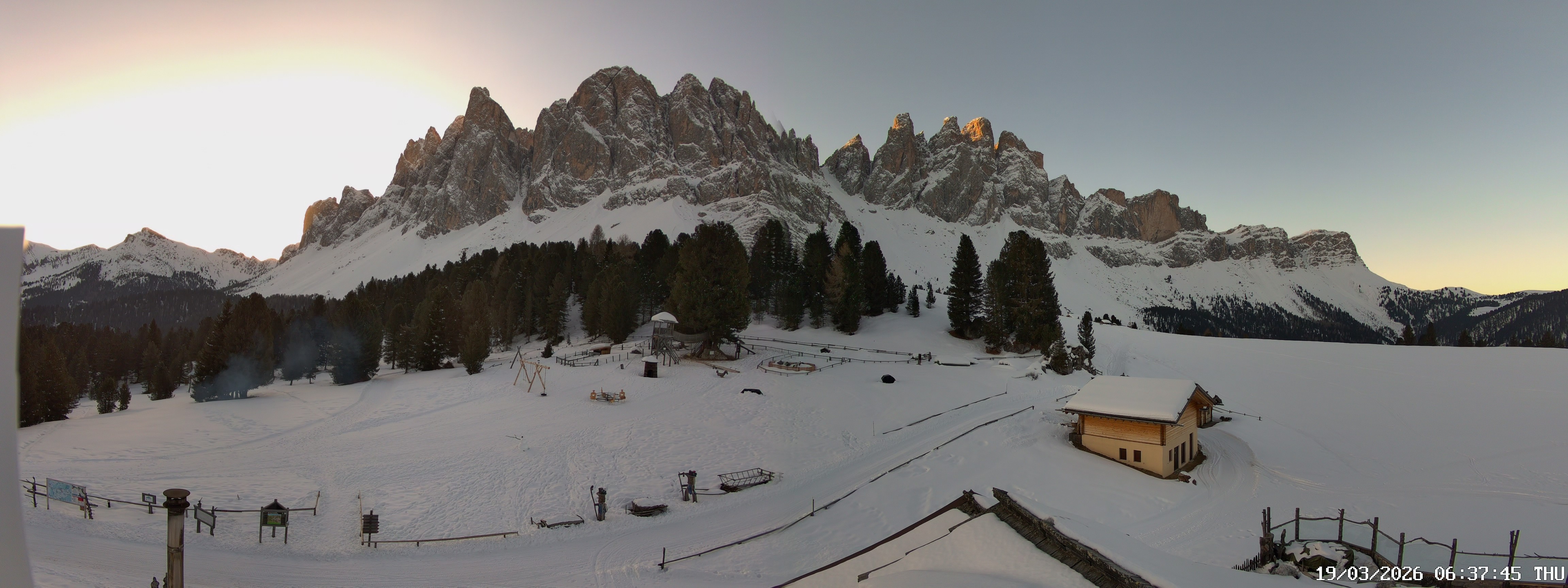 Archiv Foto Webcam Geislerspitzen - Blick von der Geisleralm