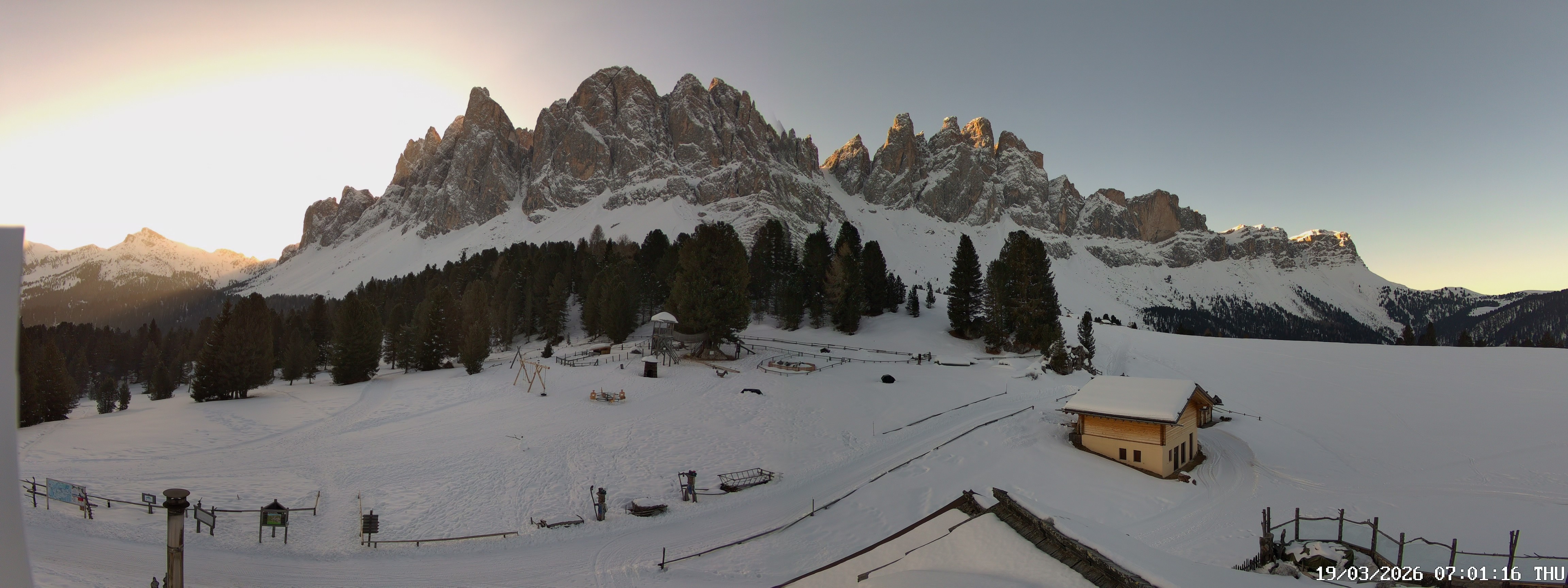 Archiv Foto Webcam Geislerspitzen - Blick von der Geisleralm
